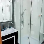 Private In A Five-star In Θέρετρο *