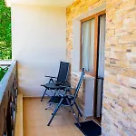 Private In A Five-star In 度假村