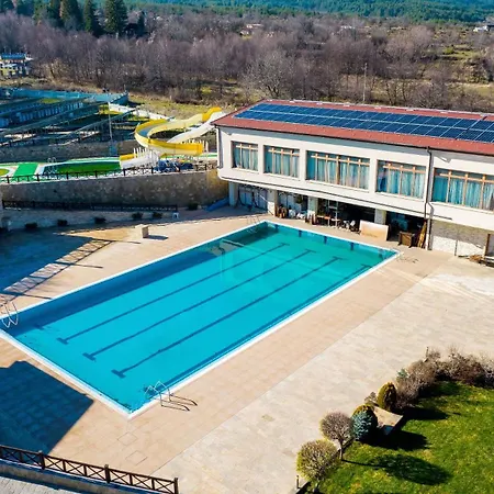 Private Semesteranläggning (resort) *